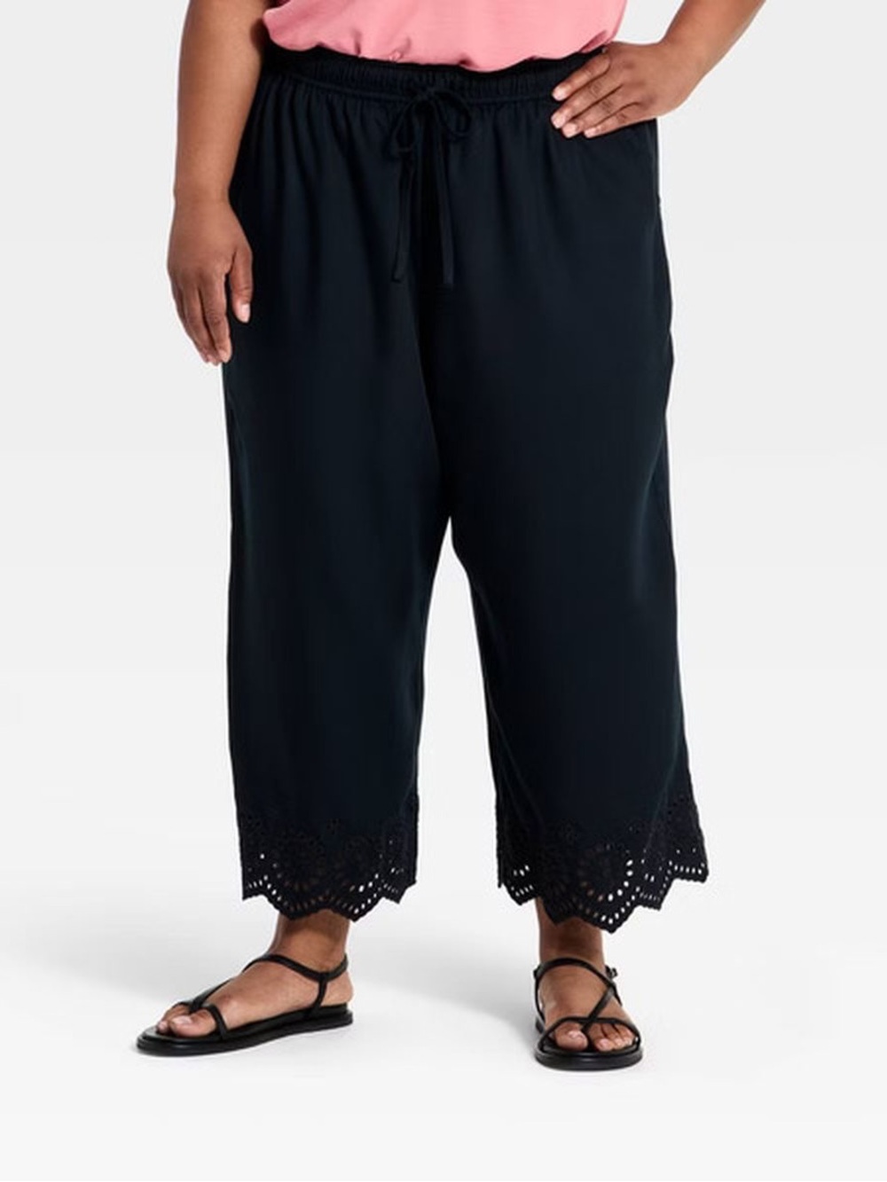 NWT Women's Embroidered Wide Leg Pull-On Pants 3x Black Ava & Viv Eyelet Bottom